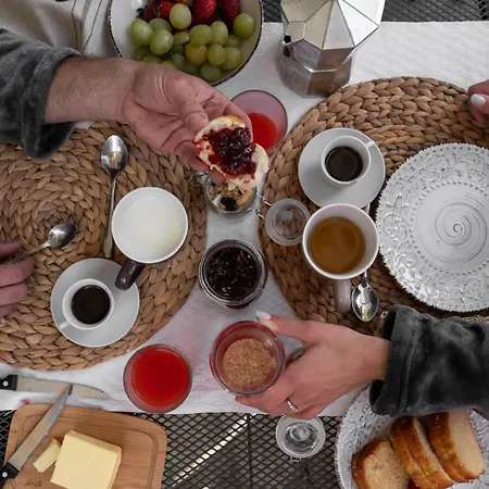 Naturas Con Piscina Idromassaggio Calda, Privata E Gratuita Rossana