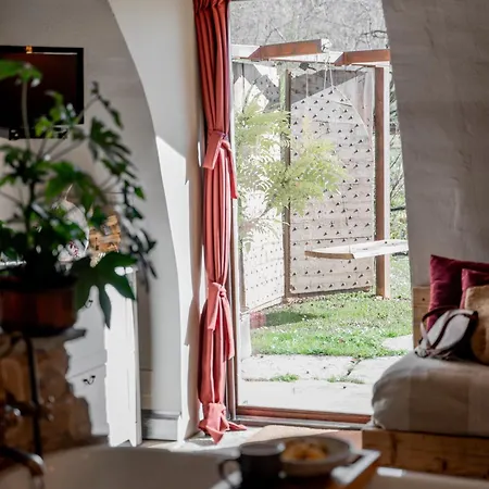 Apartment Naturas Con Piscina Idromassaggio Calda, Privata E Gratuita