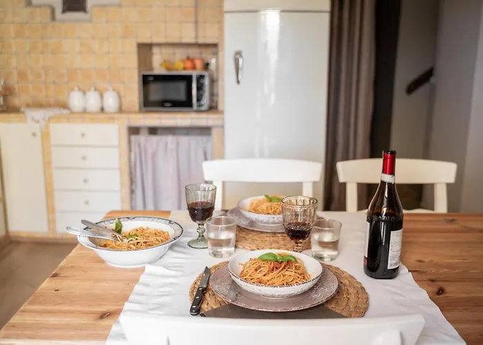 Naturas Con Piscina Idromassaggio Calda, Privata E Gratuita * Rossana