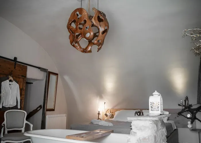 Naturas Con Piscina Idromassaggio Calda, Privata E Gratuita * Rossana